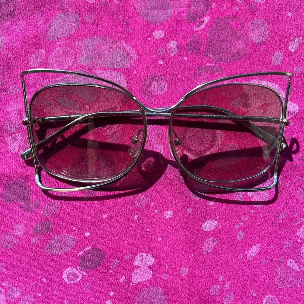 70s Style Oversized Sunglasses